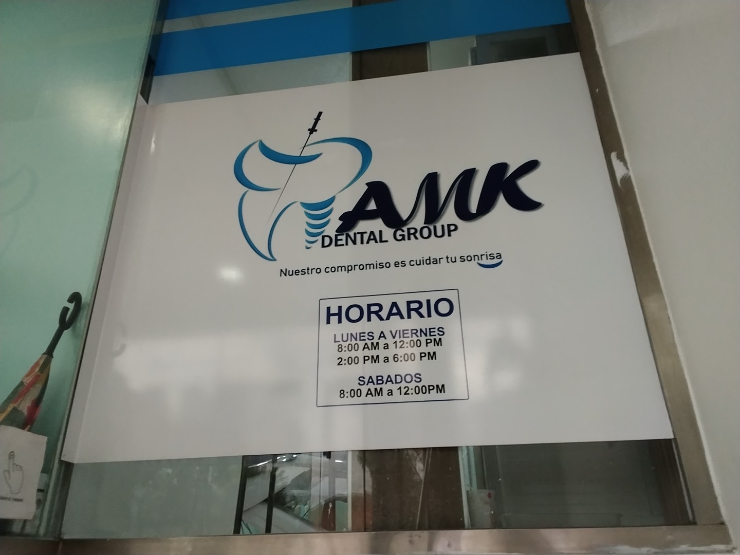 AMK Dental Group S.R.L.