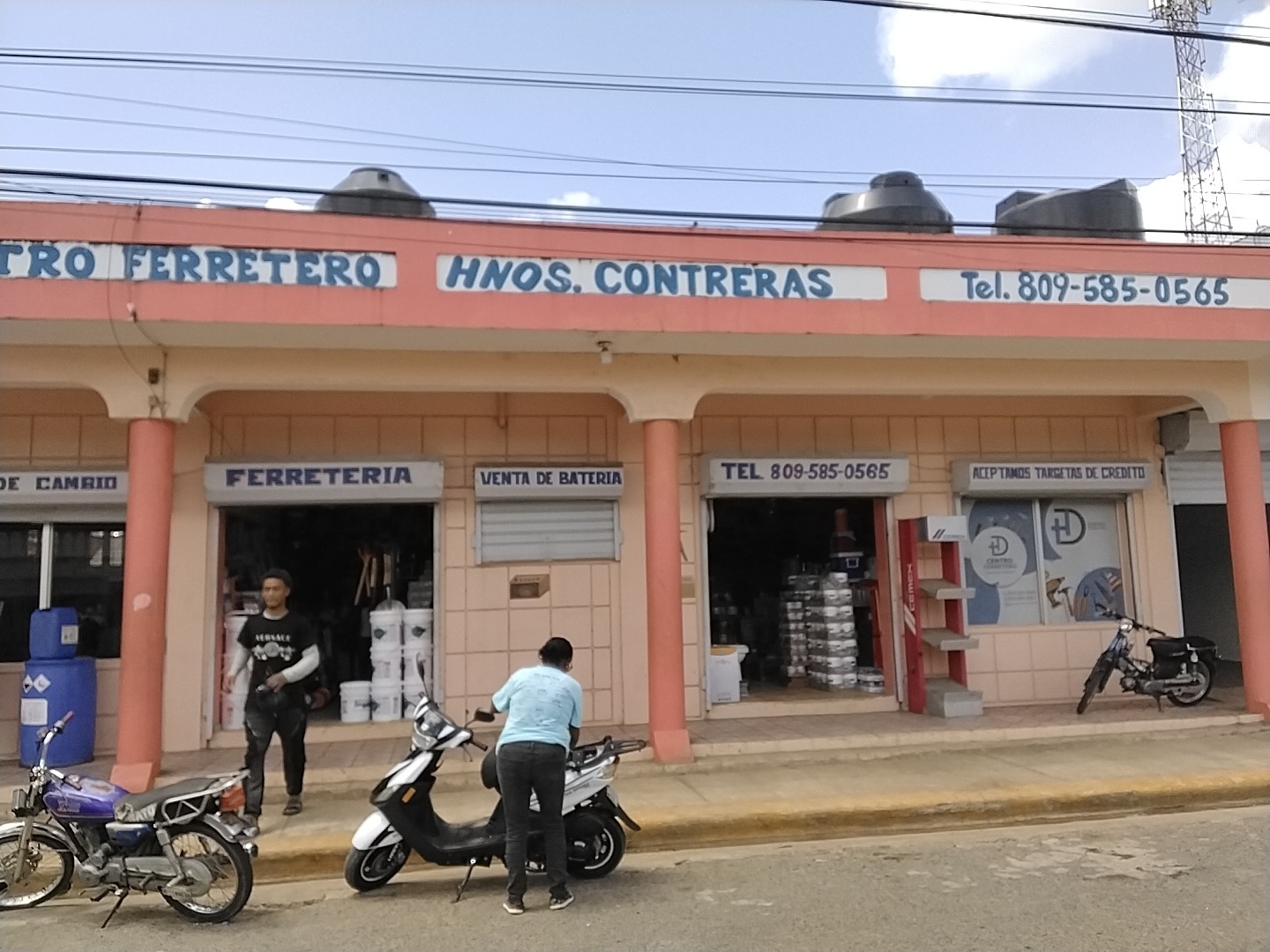 Centro Ferretero Hermanos Contreras