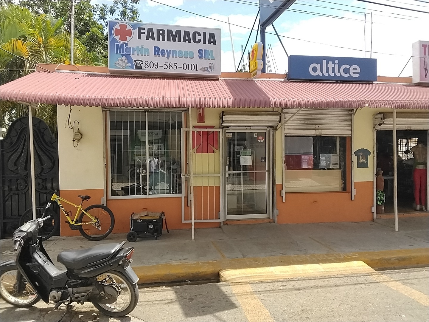 Farmacia Martin Reynoso S.R.L.
