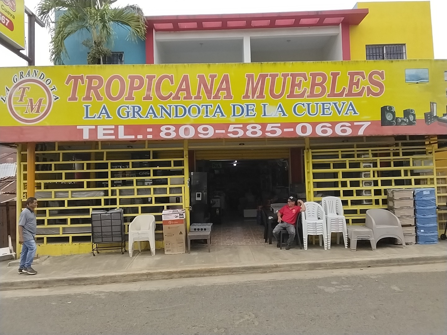 Tropicana Muebles