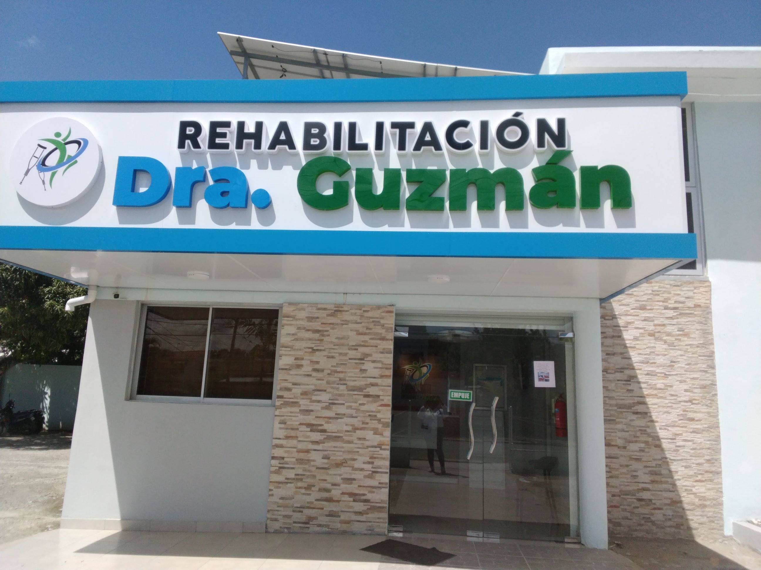 Rehabilitación Doctora Guzmán (Cotuí)