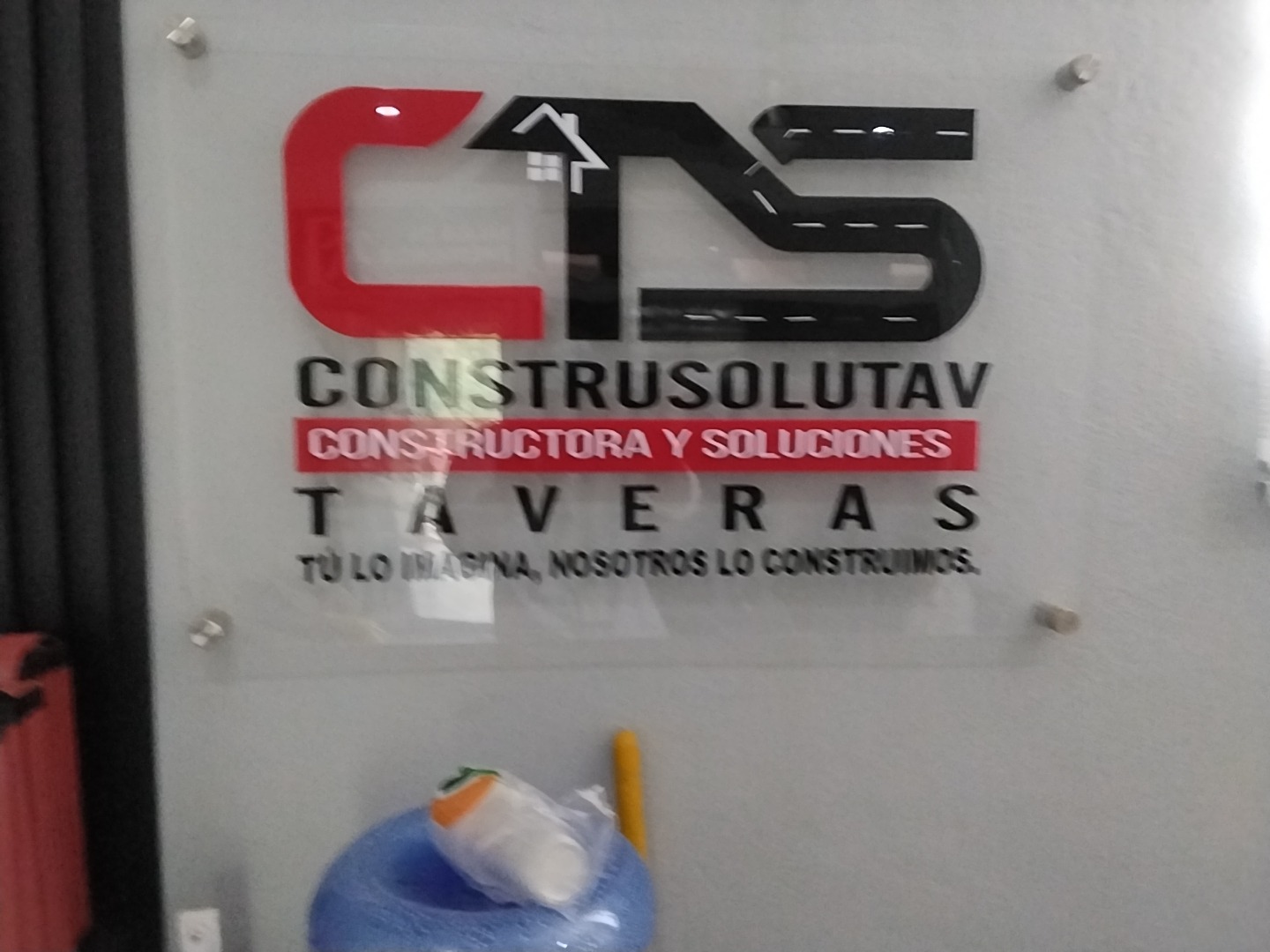 Constructora y Soluciones Taveras S.R.L.