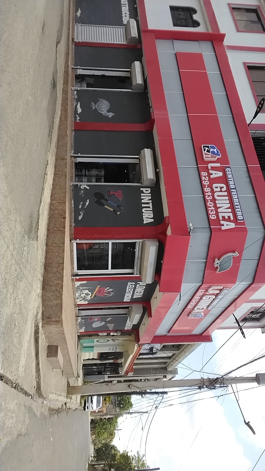 Centro Ferretero La Guinea S.R.L.